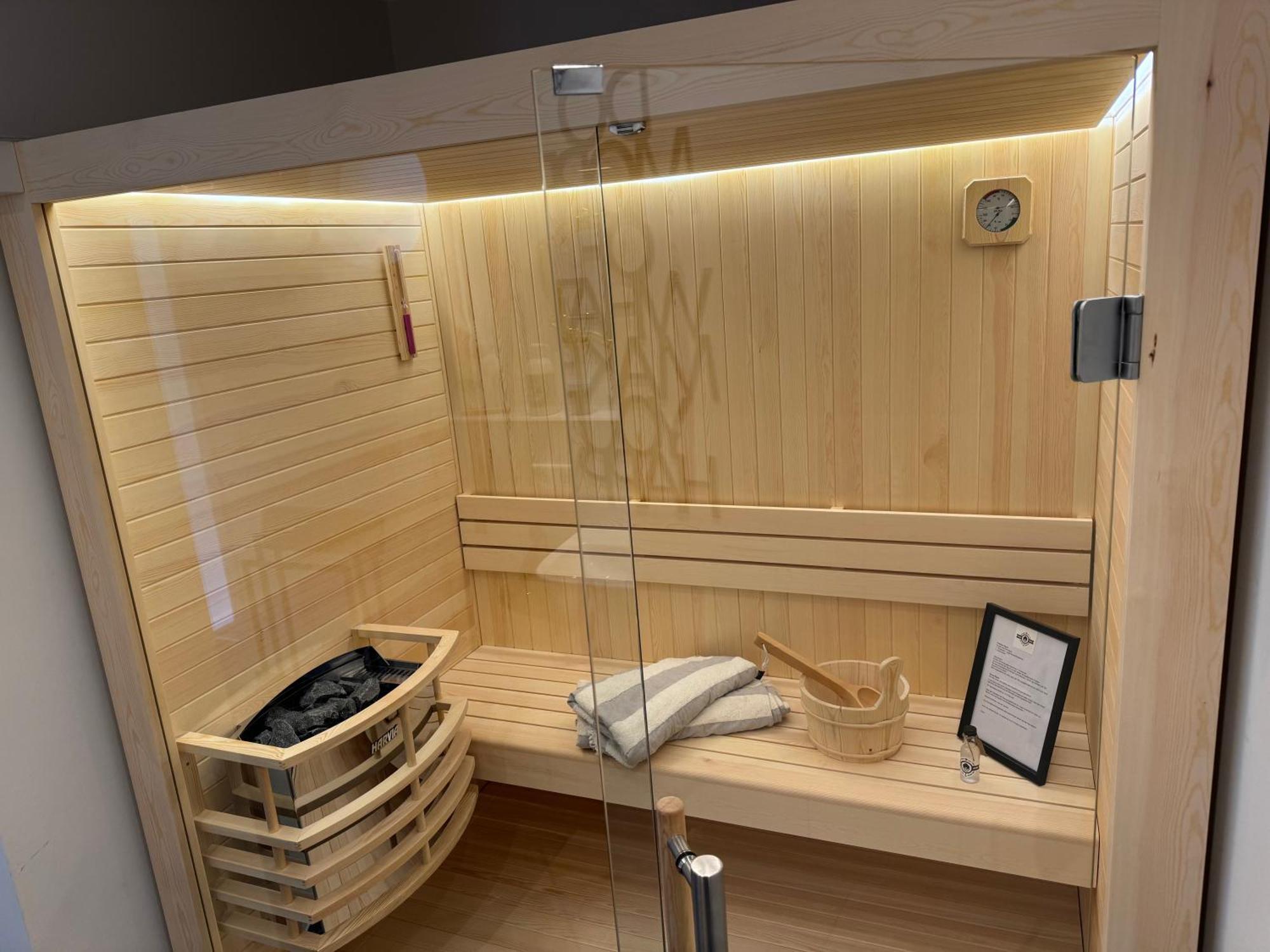 Ommi Kese See-Suite Sauna Biggesee Olpe Exterior foto